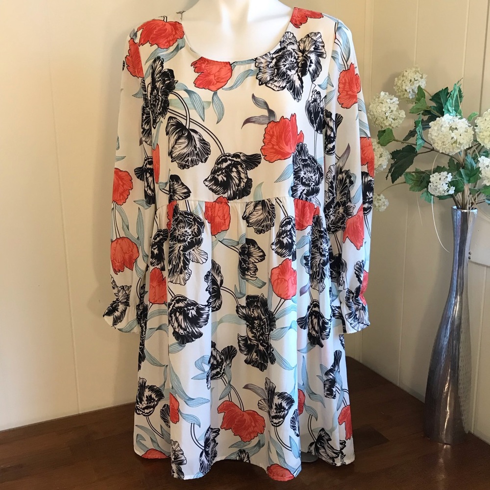 NWT Entro Floral Shift Dress with Pockets Size L